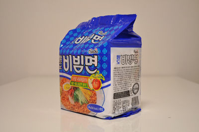 韓国のスーパーで買ってきた食品と調味料９